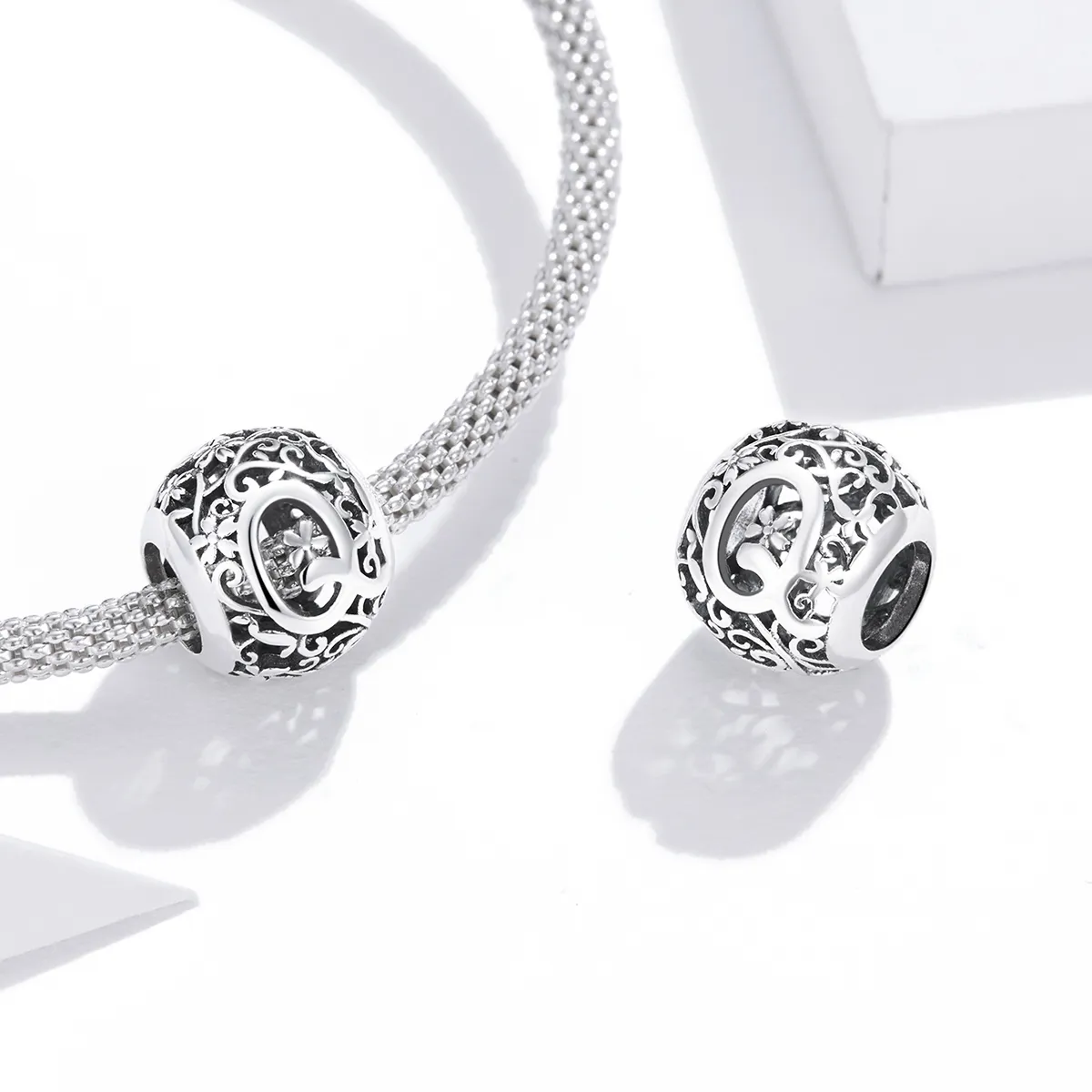 Pandora Style Openwork Flower Letter Q Charm - SCC1444-Q