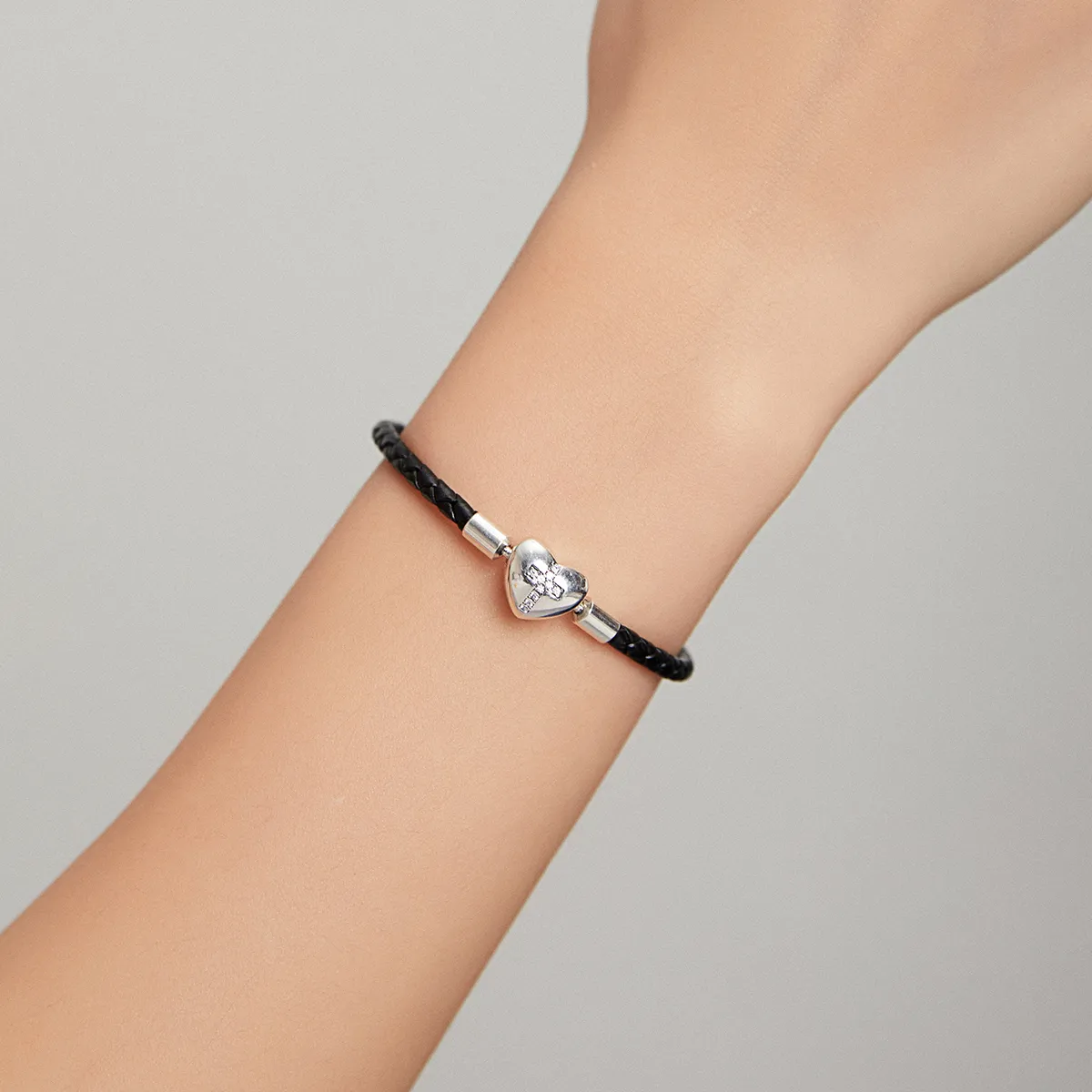 Pandora Style Silver Christening Cross Leather bracelet - SCB205