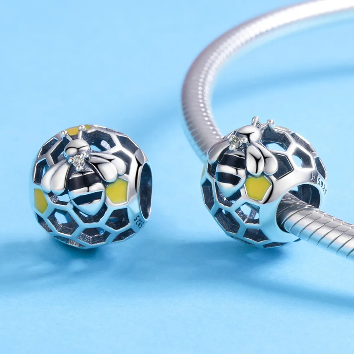 Pandora Style Silver Bee'S Hive Charm - SCC779