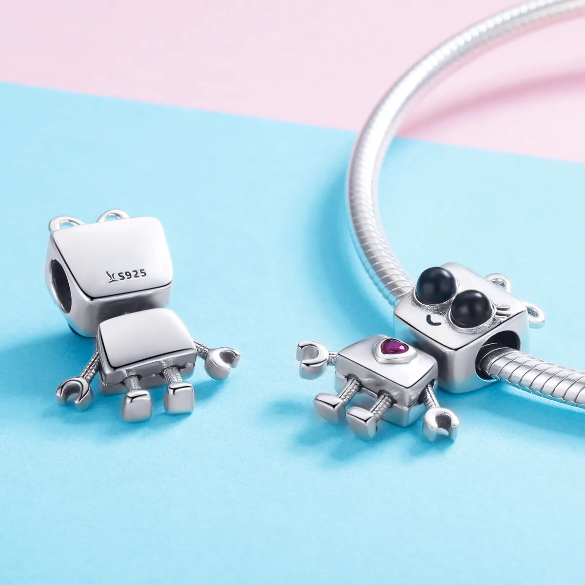 Pandora Style Silver Robot Didi Charm - SCC885