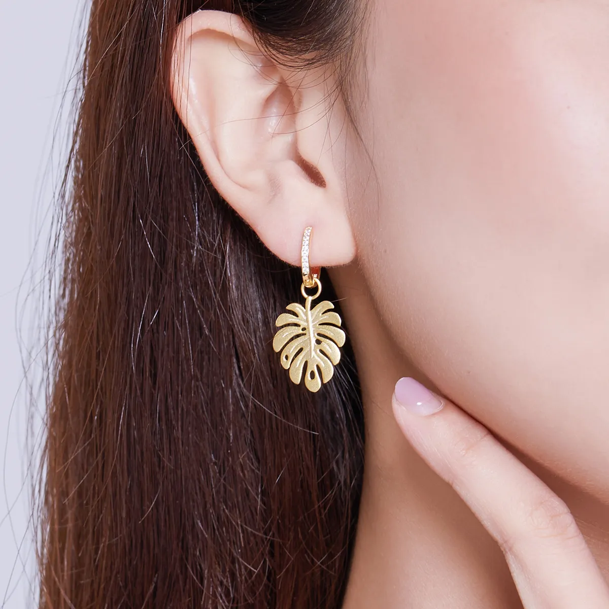 Pandora Style 18ct Gold Plated Monstera Leaf Dangle Earrings - BSE223