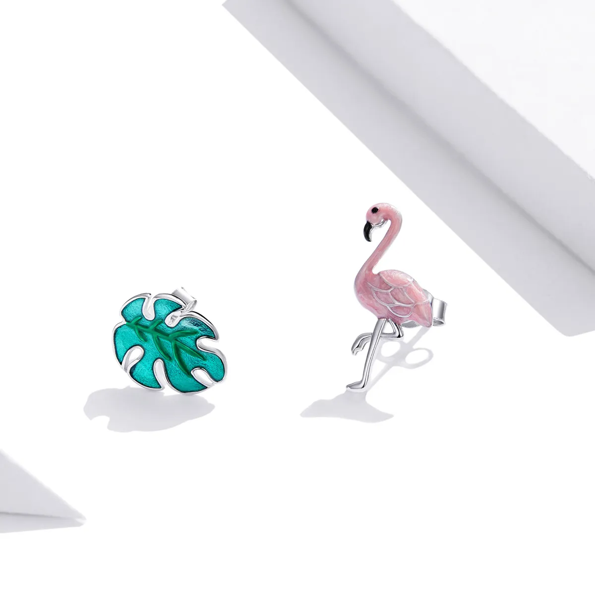 Silver hot sale flamingo earrings