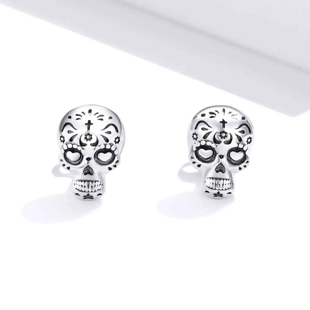 Pandora Style Silver Skull Stud Earrings - SCE953