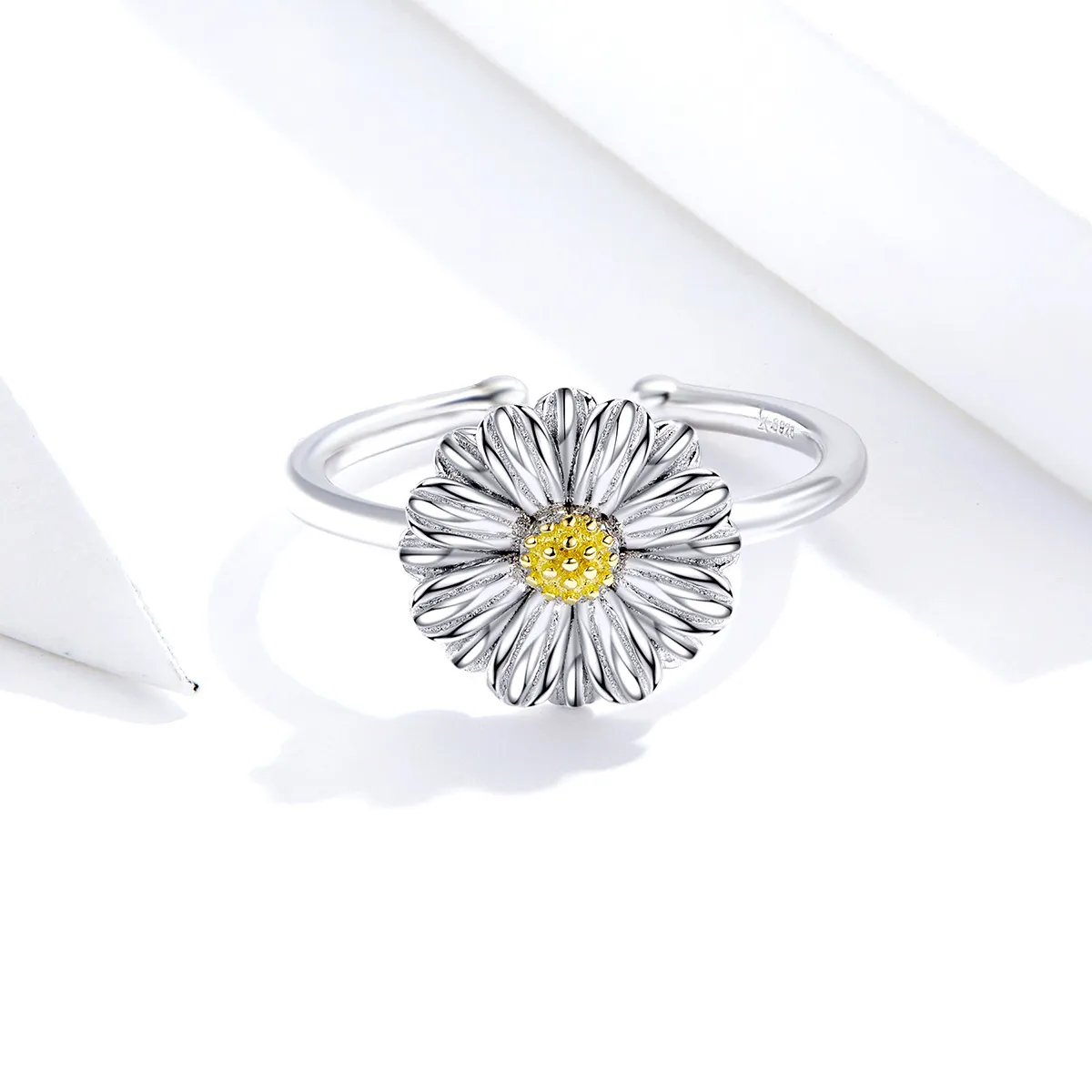 Pandora Style Two Tone Daisy Flower Open Ring - SCR616