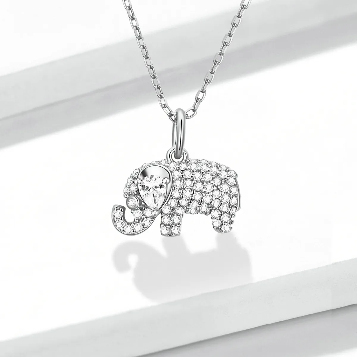 Pandora deals elephant necklace