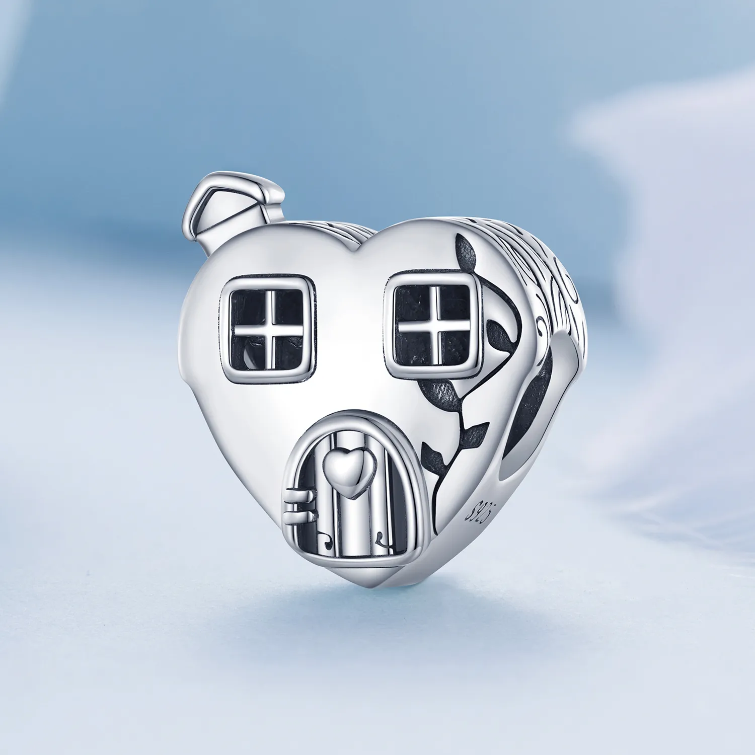 Pandora deals house charm