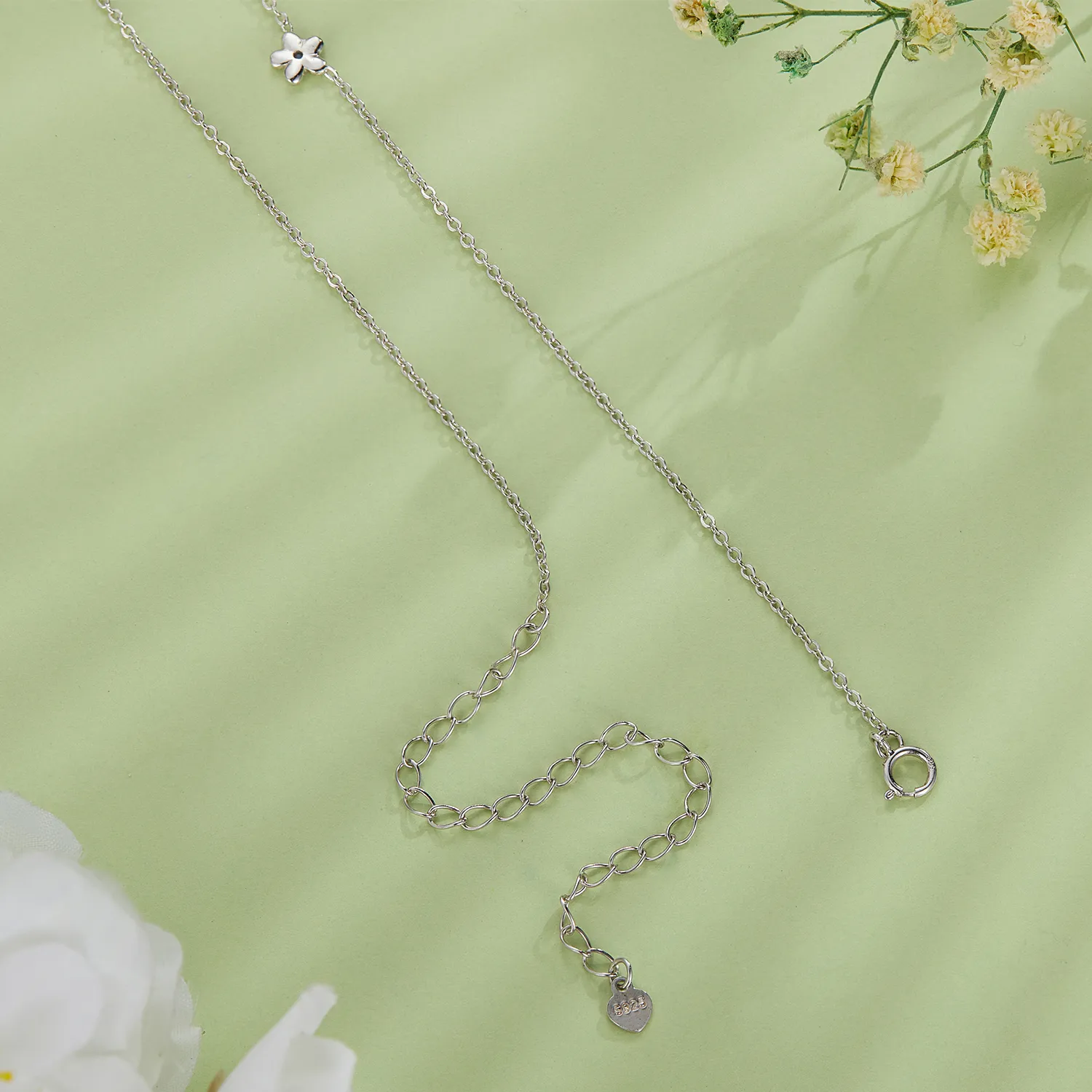 Pandora Style Daisy Necklace - SCN494