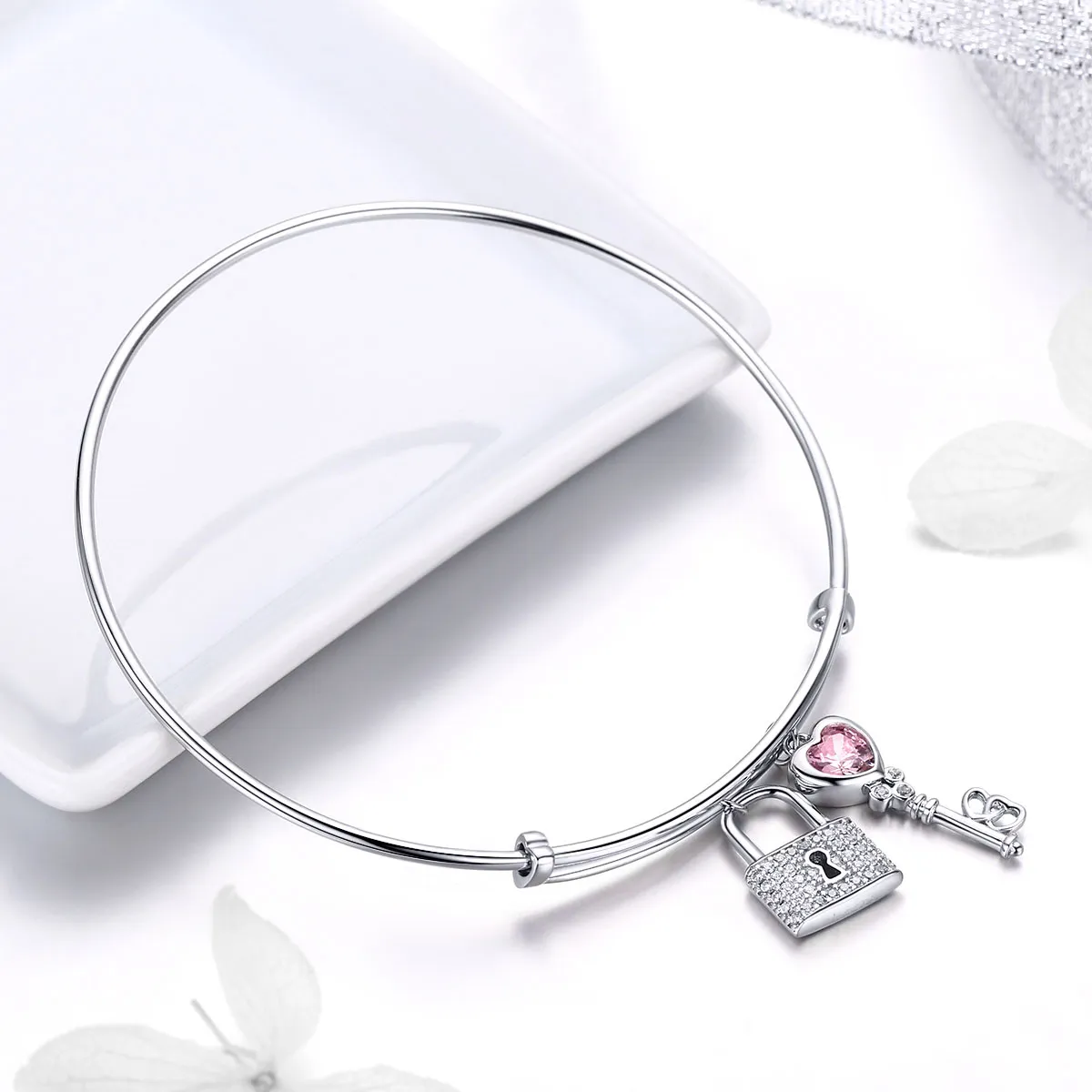 Pandora Style Silver Love Lock Charm Bangle - SCB127