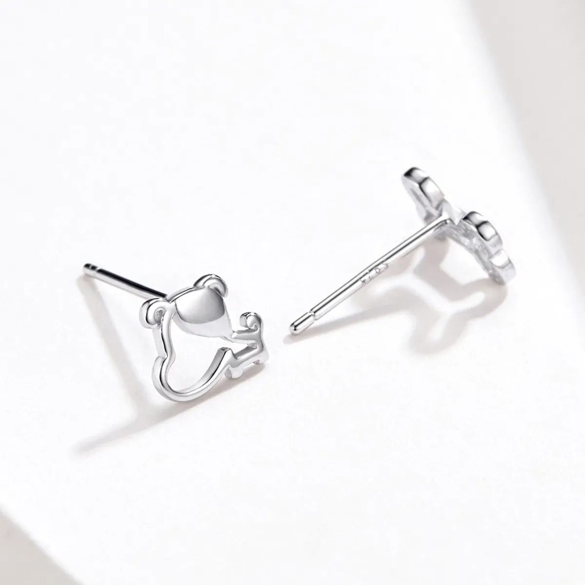 Pandora Style Silver Openwork Paw Stud Earrings - SCE649