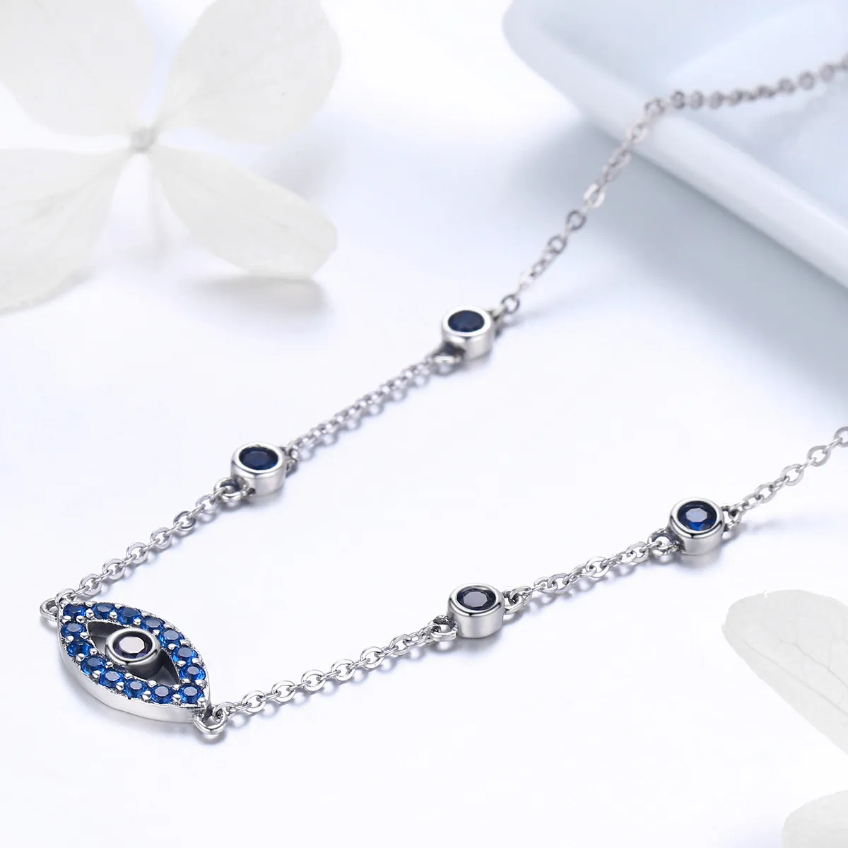 Pandora Style Silver Magic Eye Necklace - SCN300