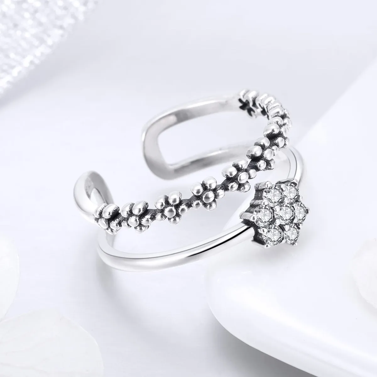 Pandora Style Silver Elegant Temperament Ring - SCR428